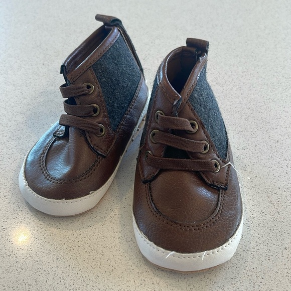 Old Navy Toddler Brown Shoes Size 6-12M - Picture 1 of 5
